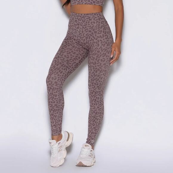 Bombshell Sportswear Pants - Bombshell Sportswear London Fog Cheetah Animal Print Scrunch Leggings Size XS
